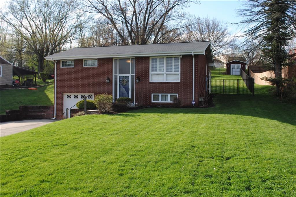 18 Diebold Road McKees Rocks, PA 15136 - Photo 3 of 15