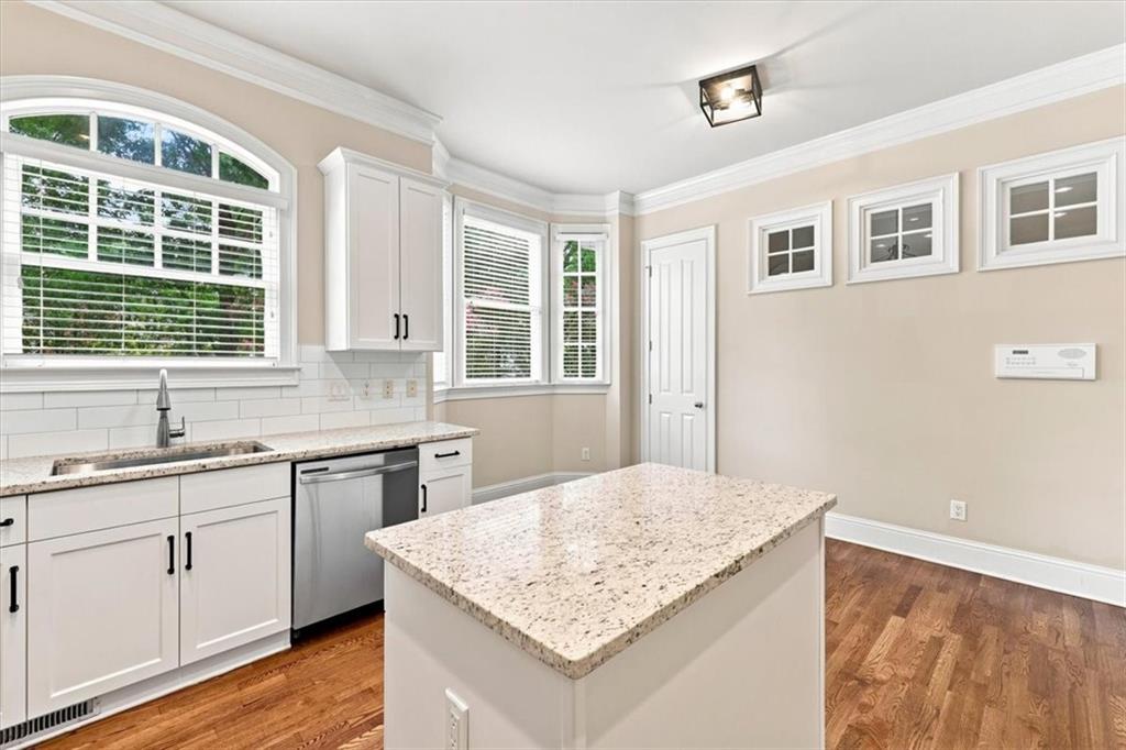 1017 Emory Parc Place Decatur, GA 30033 - Photo 14 of 46 Gallery Image 14