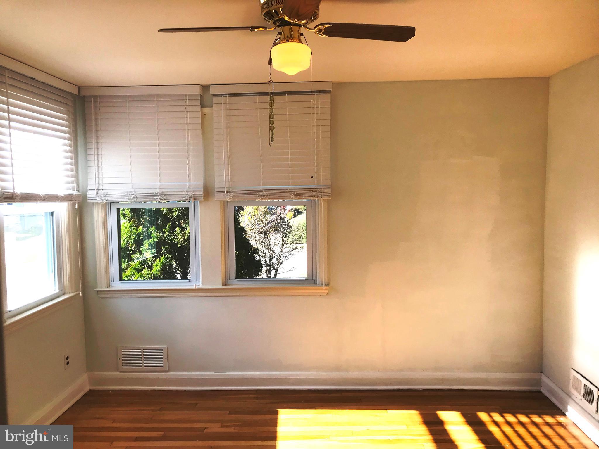 4212 Thorncliff Road Baltimore, MD 21236 - Photo 13 of 20 Master with wood floors and lots of light