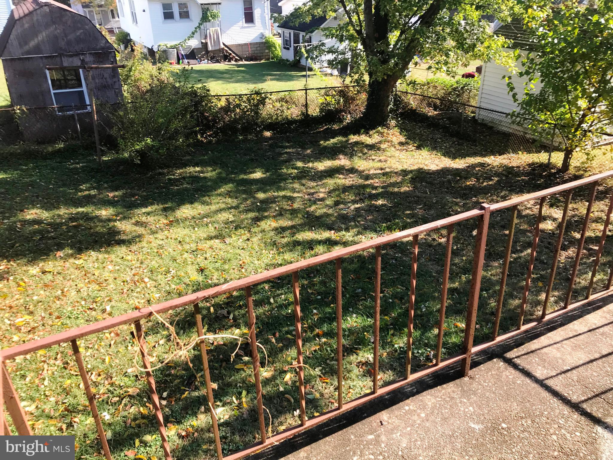 4212 Thorncliff Road Baltimore, MD 21236 - Photo 20 of 20 Spacious back yard