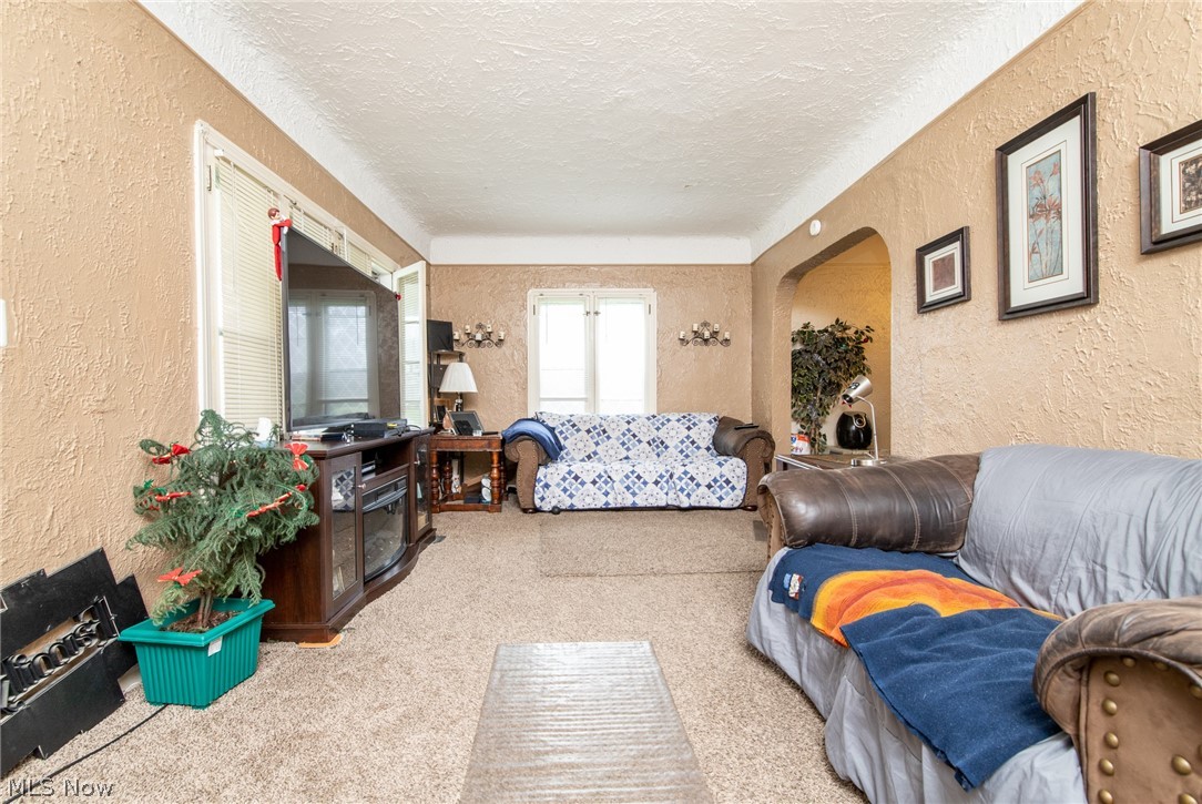 3455-3465 Warren Road Cleveland, OH 44111 - Photo 8 of 29 Gallery Image 8