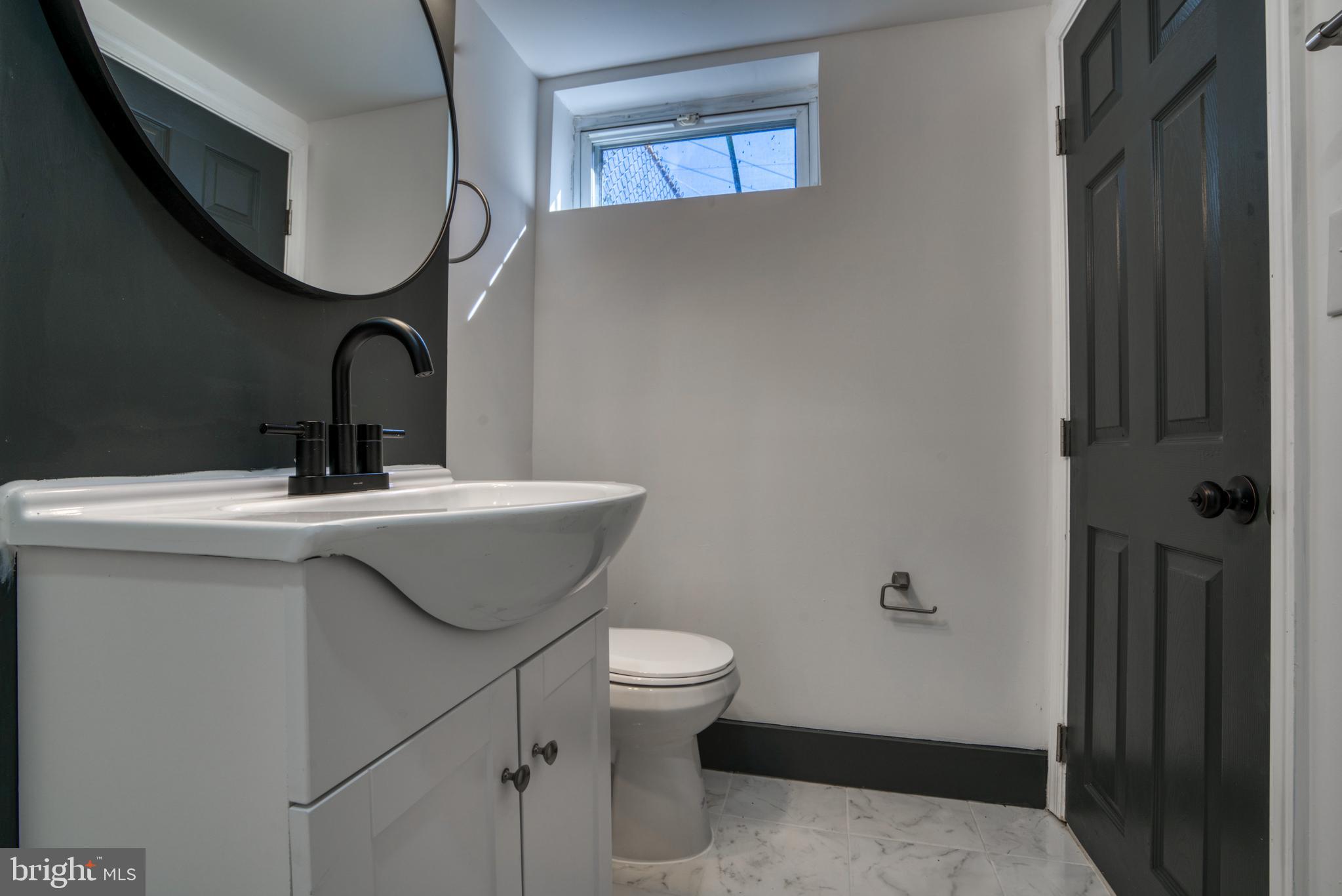 4529 Marble Hall Road Baltimore, MD 21239 - Photo 32 of 46