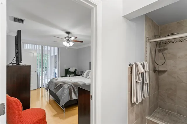 $328,000 | 4624 Carambola Circle North, Unit 2706, Coconut Creek, FL 33066