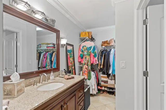 $328,000 | 4624 Carambola Circle North, Unit 2706, Coconut Creek, FL 33066