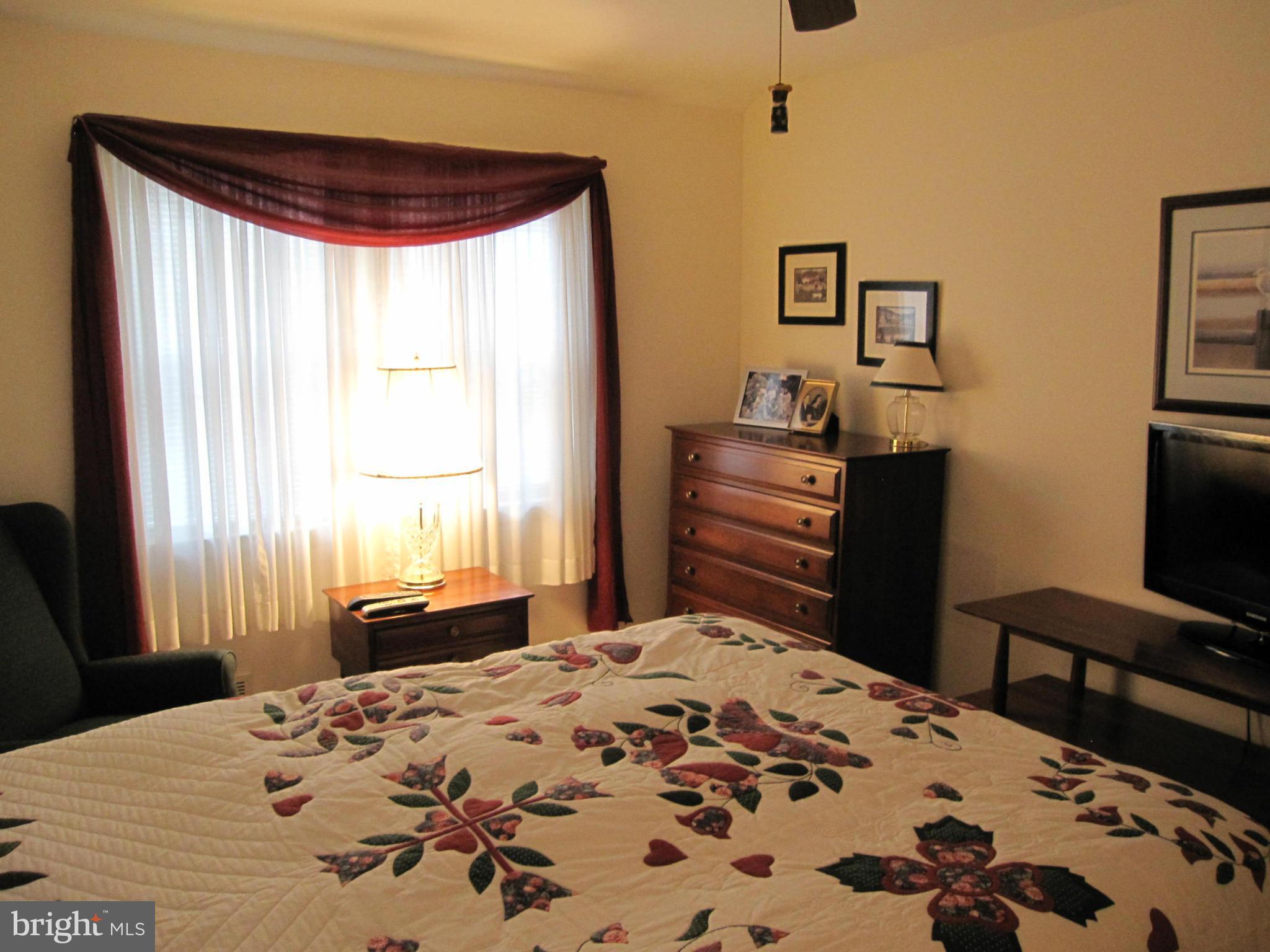 1117 Hollen Road Baltimore, MD 21239 - Photo 11 of 12 Bedroom (Master)