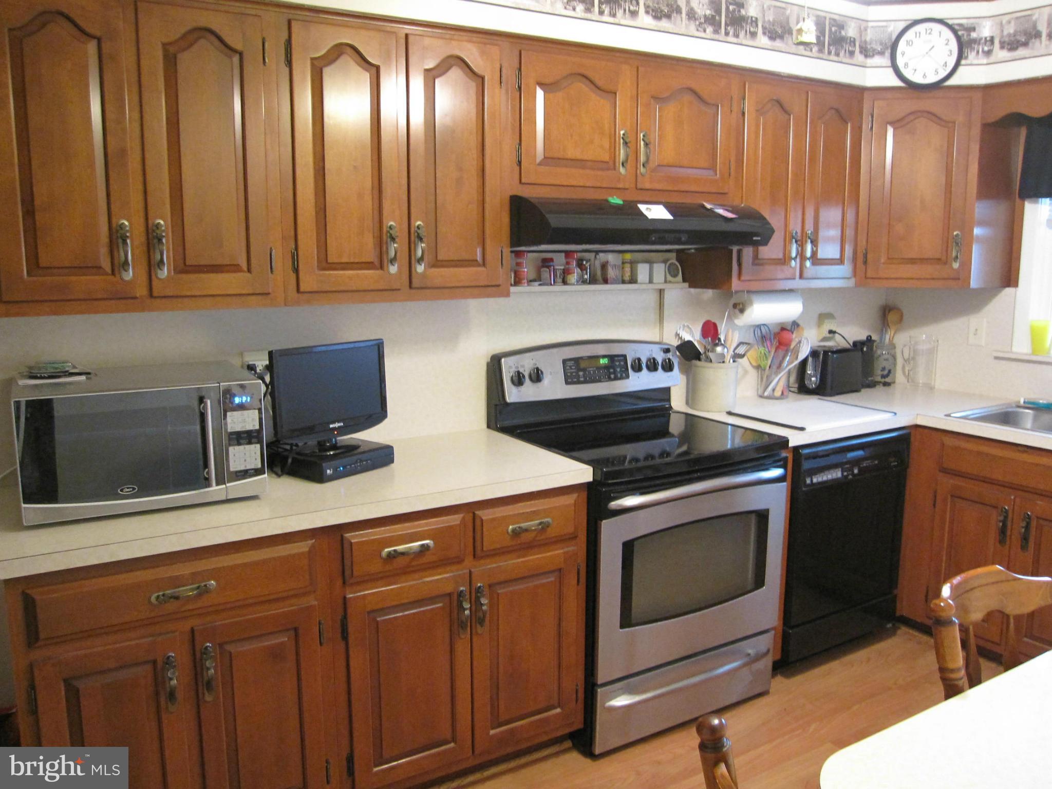 1117 Hollen Road Baltimore, MD 21239 - Photo 7 of 12 Kitchen