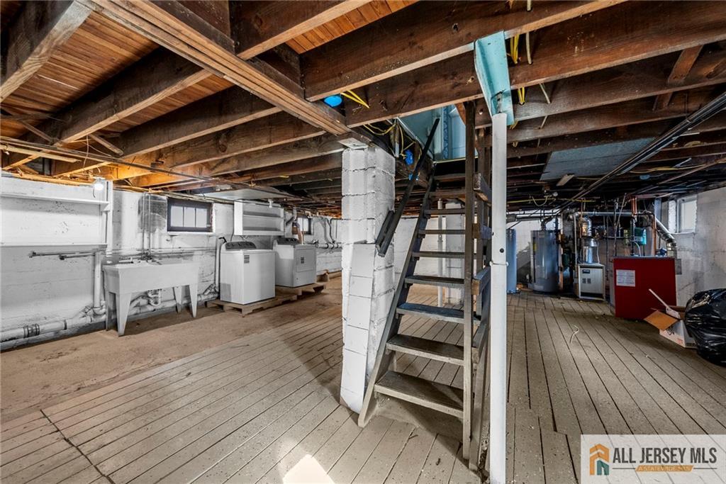 76 Andrew Street Hamilton, NJ 08610 - Photo 15 of 18