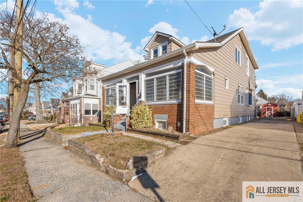 76 Andrew Street Hamilton, NJ 08610 - Photo 2 of 18