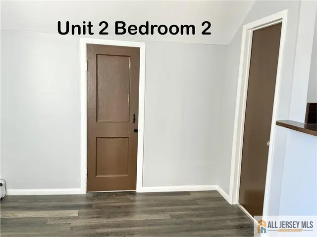 an empty room with closet