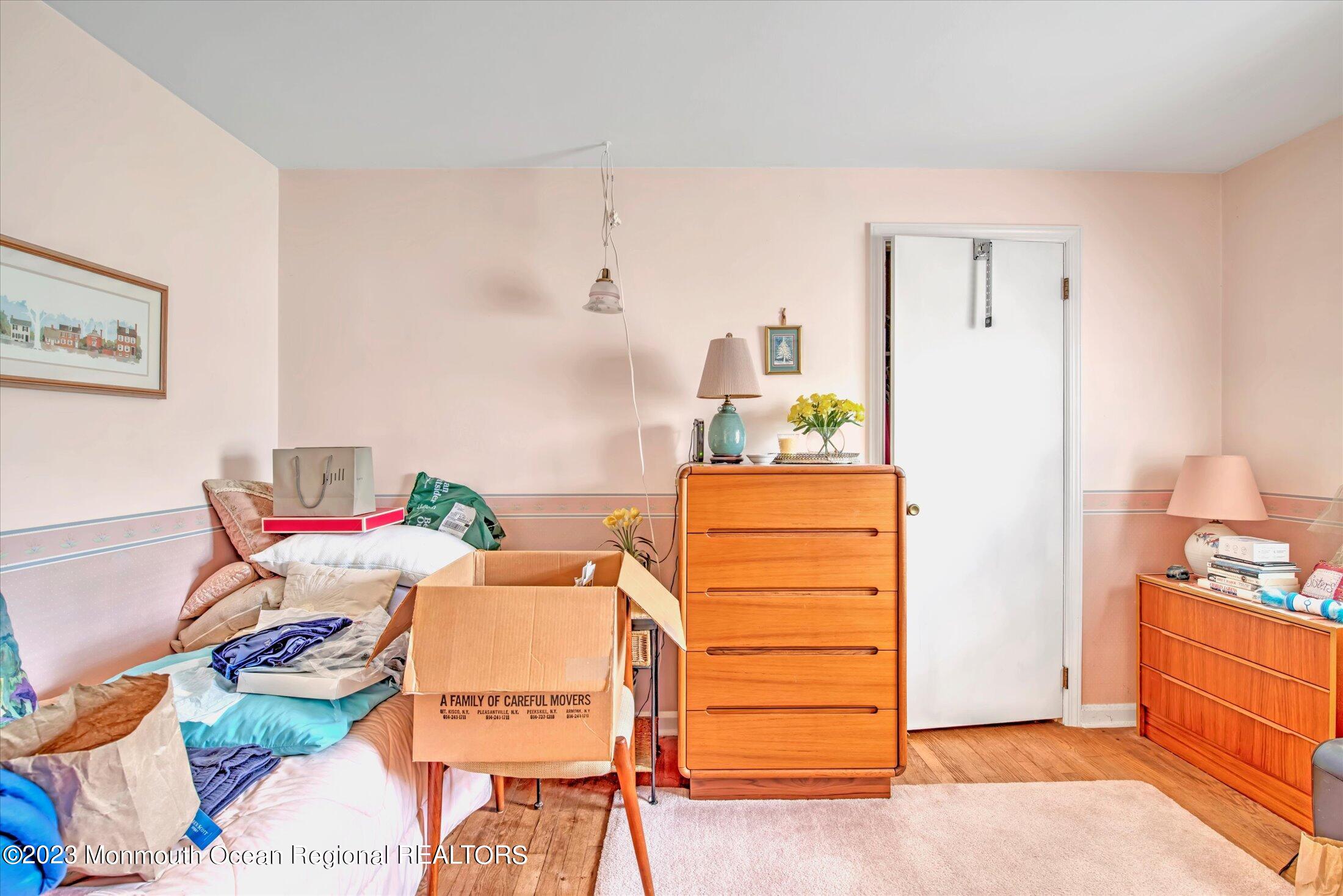 712 Schoolhouse Road Brielle, NJ 08730 - Photo 25 of 39 26-BEDROOM