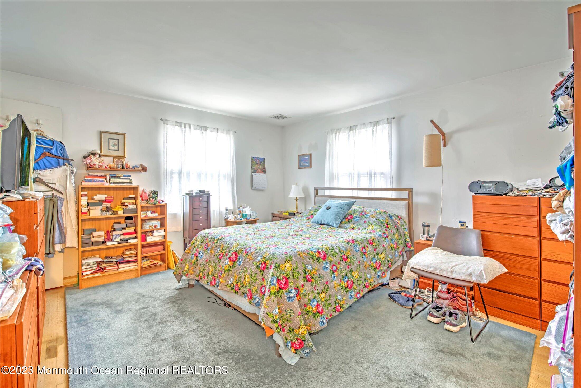712 Schoolhouse Road Brielle, NJ 08730 - Photo 34 of 39 22-MASTER BEDROOM