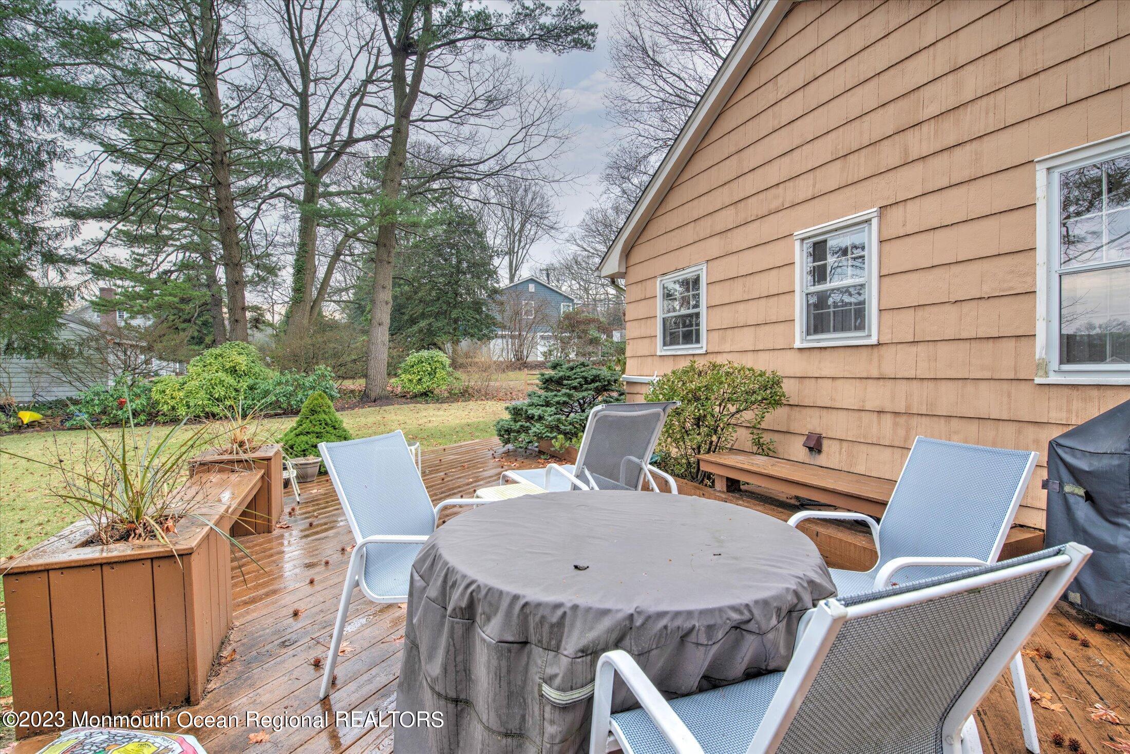 712 Schoolhouse Road Brielle, NJ 08730 - Photo 36 of 39 31-BACK YARD