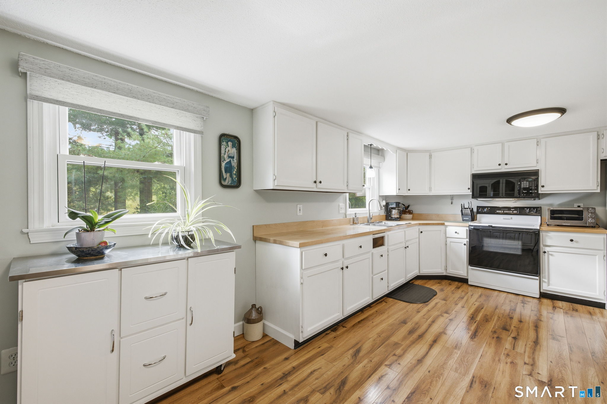 235 Westchester Road Colchester, CT 06415 - Photo 5 of 33 Gallery Image 5