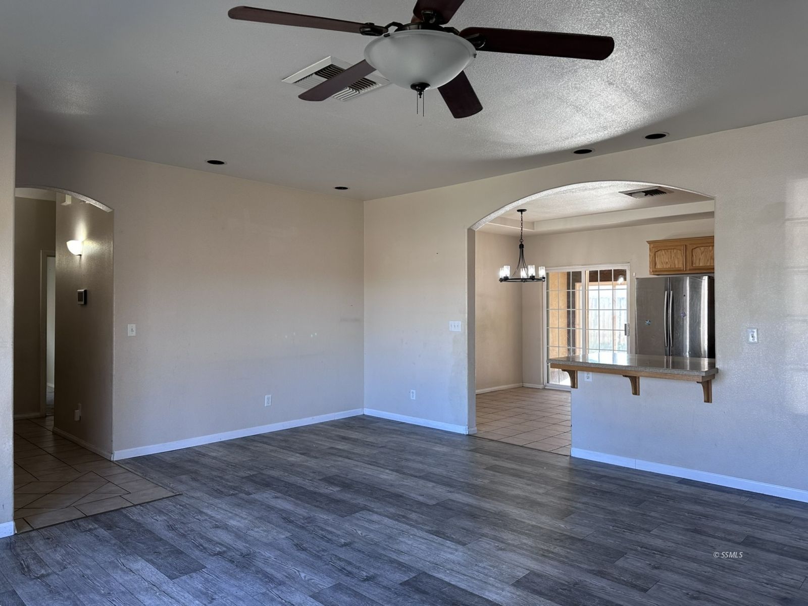 1225 West Mariposa Avenue Ridgecrest, CA 93555 - Photo 6 of 33 Gallery Image 6