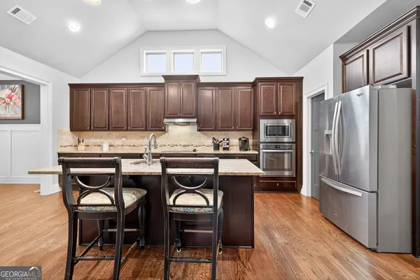 $715,000 | 22 Creek Side Court, Jefferson, GA 30549