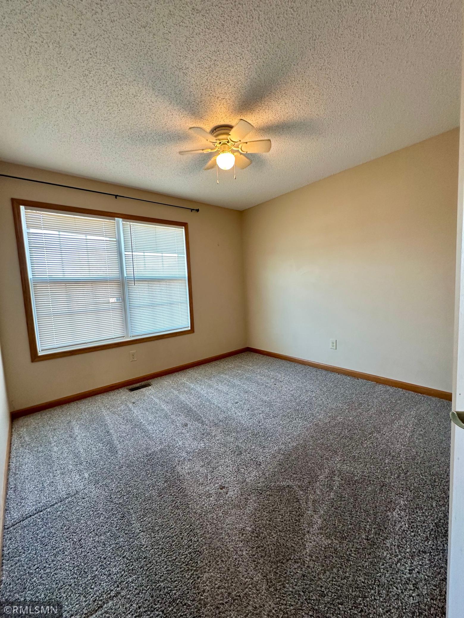 1760 Riverside Drive Shakopee, MN 55379 - Photo 17 of 23