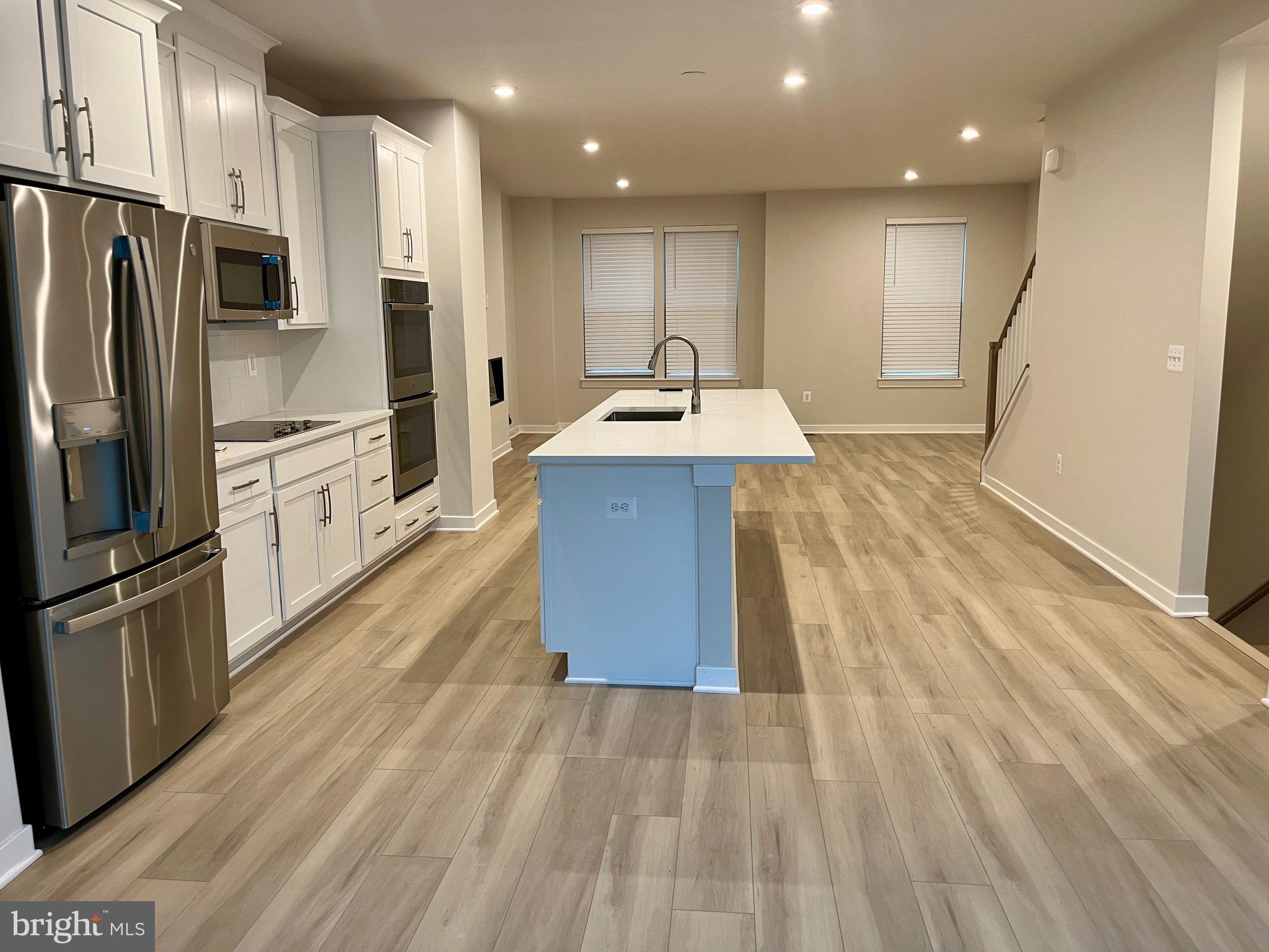 13670 Cobble Loop Woodbridge, VA 22193 - Photo 7 of 34