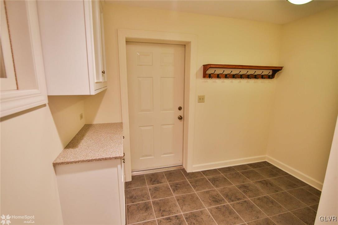 3433 Altonah Road Bethlehem, PA 18017 - Photo 11 of 35 Gallery Image 11
