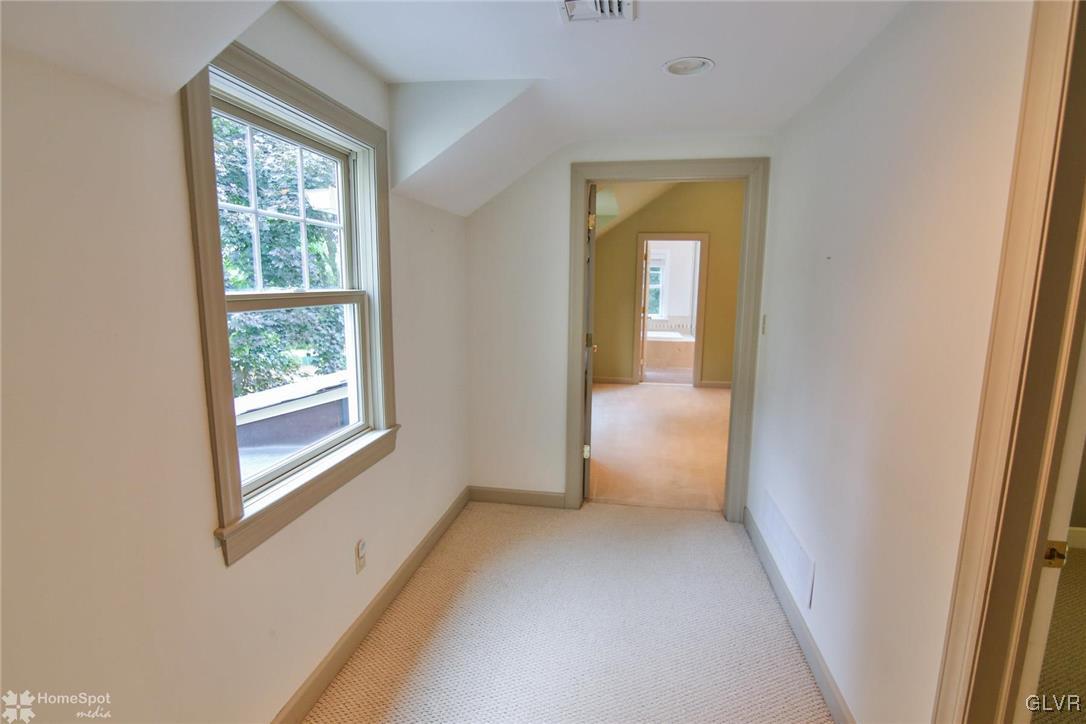 3433 Altonah Road Bethlehem, PA 18017 - Photo 12 of 35 Gallery Image 12
