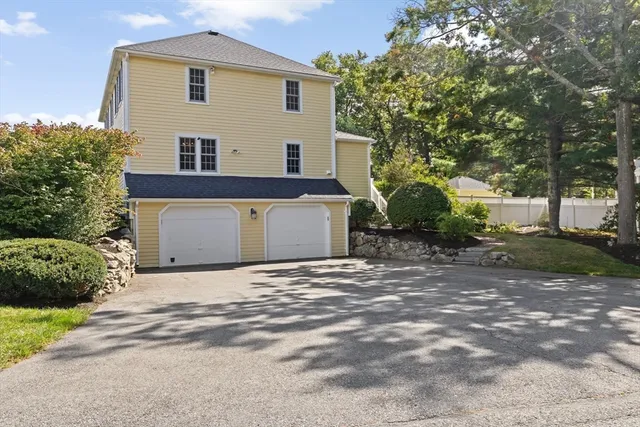 $1,525,000 | 2 Windward Lane, Scituate, MA 02066