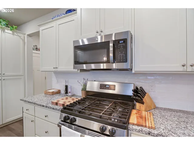 $579,900 | 4225 South Willow Drive, Ridgefield, WA 98642