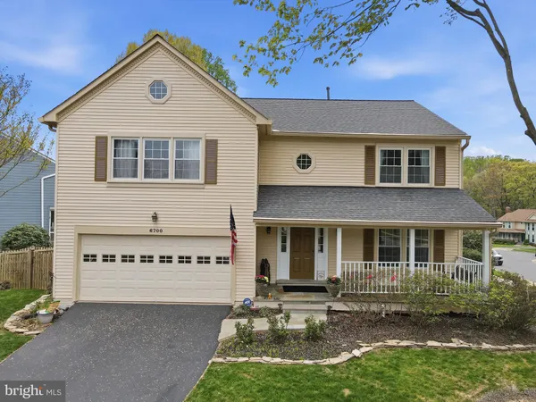 $975,000 | 6700 Passageway Place, Burke, VA 22015