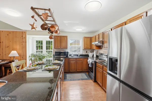 $975,000 | 6700 Passageway Place, Burke, VA 22015