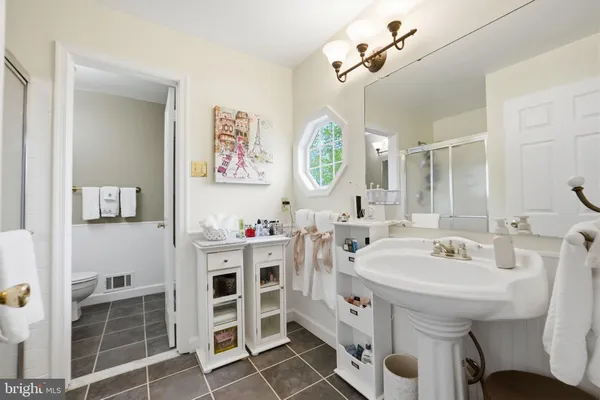$975,000 | 6700 Passageway Place, Burke, VA 22015