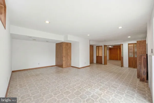 $975,000 | 6700 Passageway Place, Burke, VA 22015