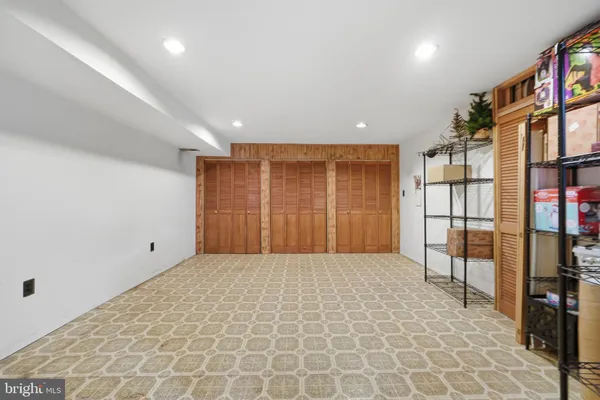 $975,000 | 6700 Passageway Place, Burke, VA 22015
