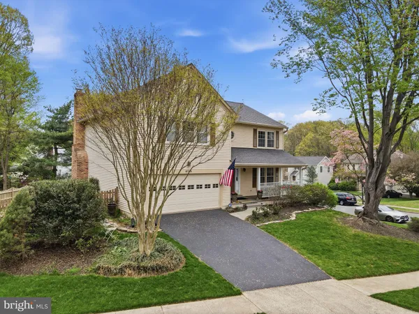 $975,000 | 6700 Passageway Place, Burke, VA 22015