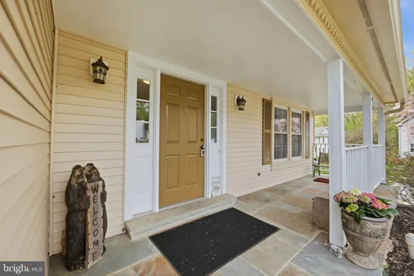 $975,000 | 6700 Passageway Place, Burke, VA 22015