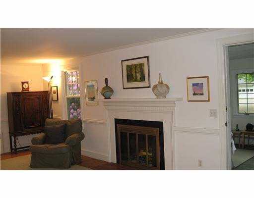 21 Lantern Lane Barrington, RI 02806 - Photo 7 of 12 Living Room.