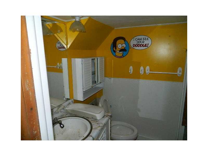 117 Saxonburg Road Butler, PA 16002 - Photo 9 of 9 Full Bath.
