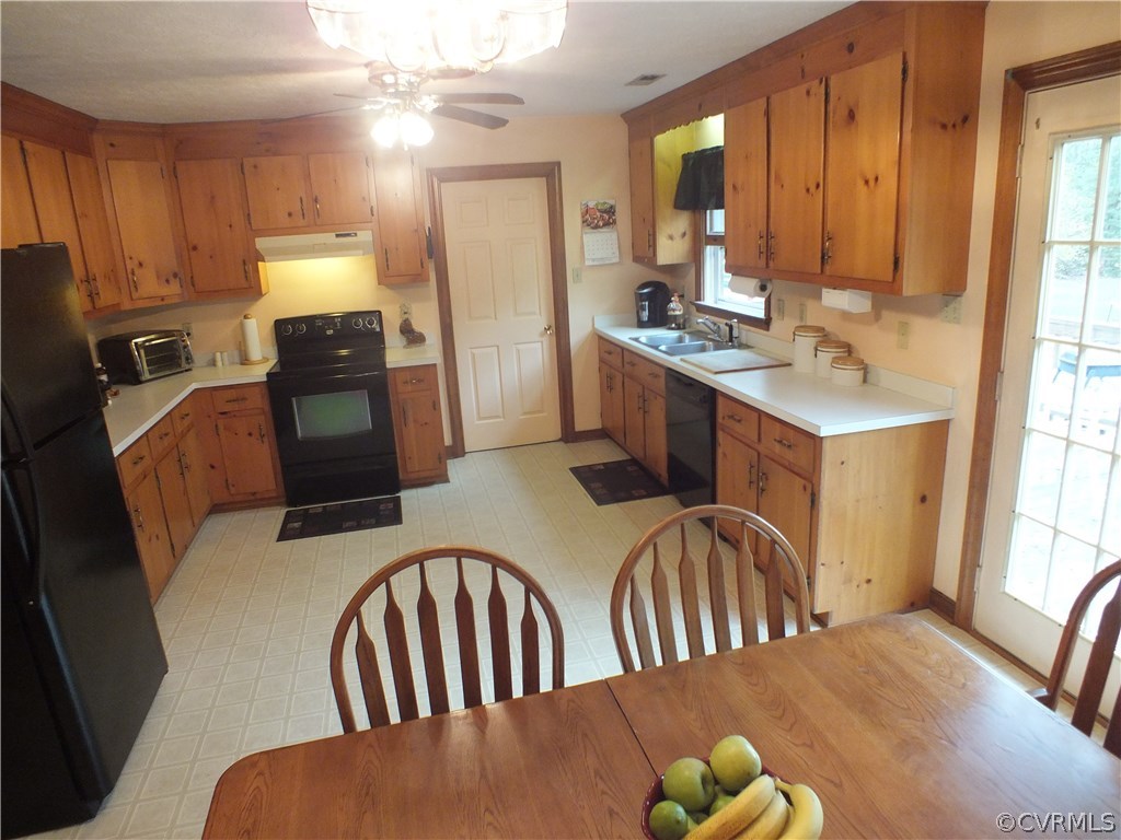 1489 Epworth Road Aylett, VA 23009 - Photo 4 of 12 Gallery Image 4