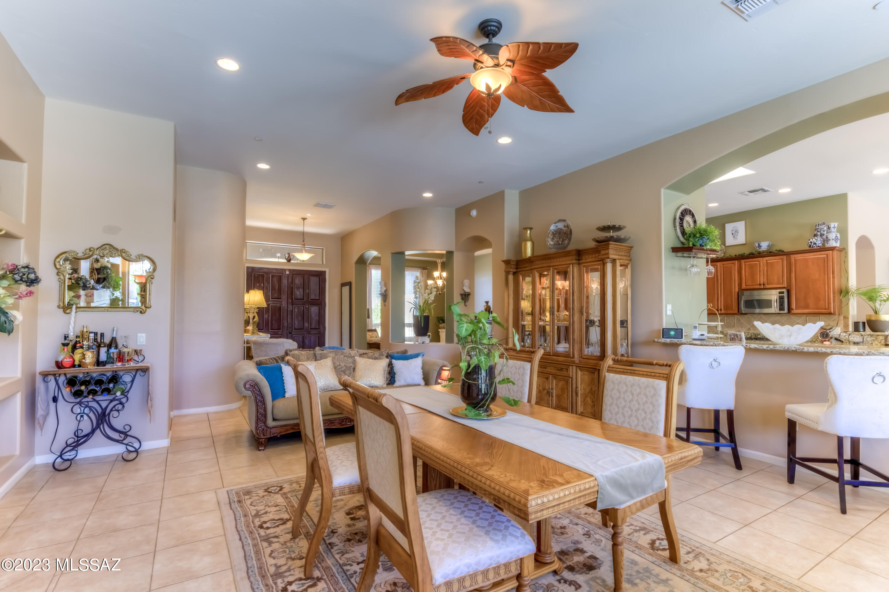 12742 North Yellow Bird Road Oro Valley, AZ 85755 - Photo 9 of 42