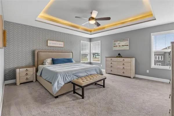 $825,000 | 4011 West 157th Terrace, Overland Park, KS 66224