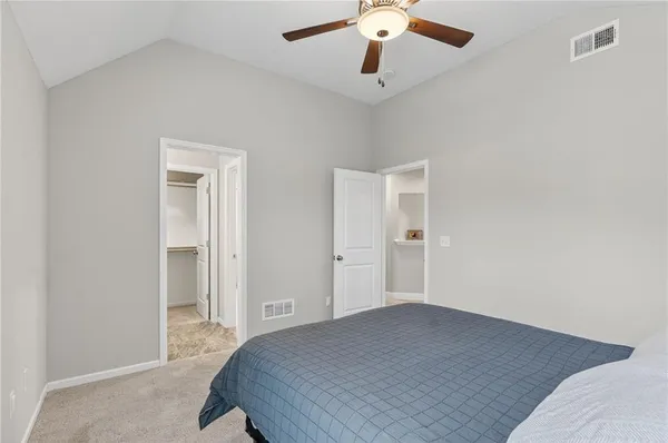 $825,000 | 4011 West 157th Terrace, Overland Park, KS 66224