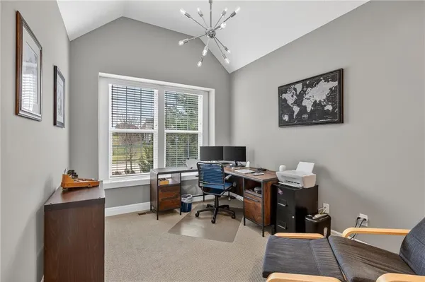 $825,000 | 4011 West 157th Terrace, Overland Park, KS 66224