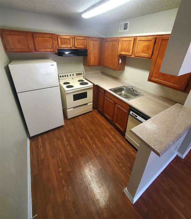 18333 Roehampton Drive, Unit 923 Dallas, TX 75252 - Photo 3 of 9