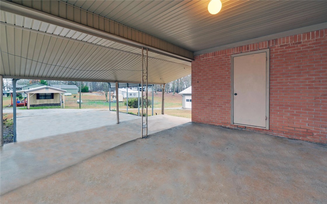 1531 Beacon Light Road Hartwell, GA 30643 - Photo 34 of 50 Gallery Image 34