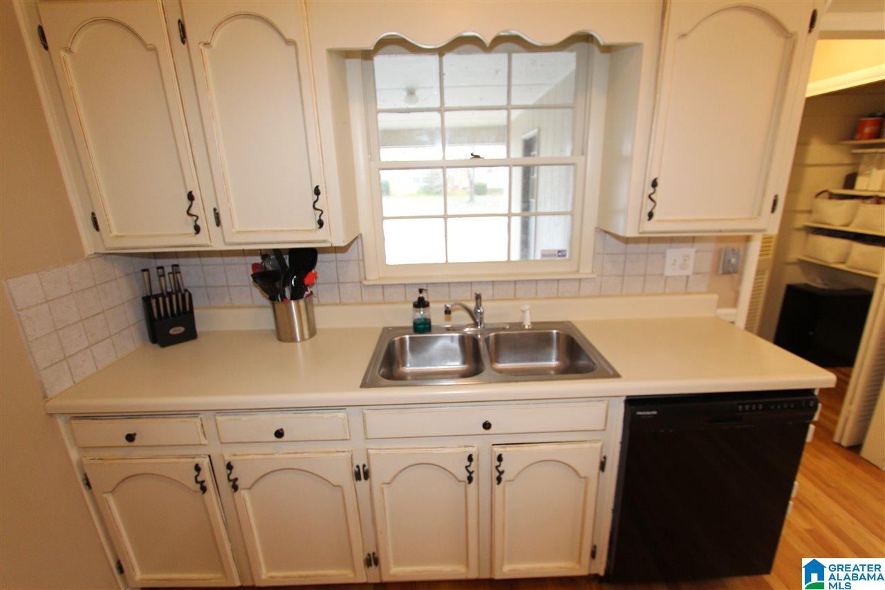 927 Hillsberry Road Oxford, AL 36203 - Photo 18 of 28