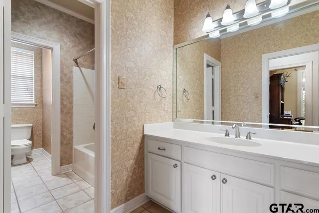 $650,000 | 11167 Marsh Wren Circle, Flint, TX 75762