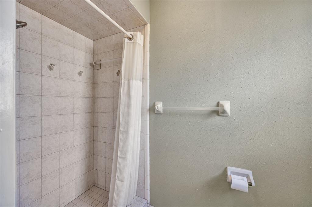 6902 Potts Road Riverview, FL 33569 - Photo 30 of 82