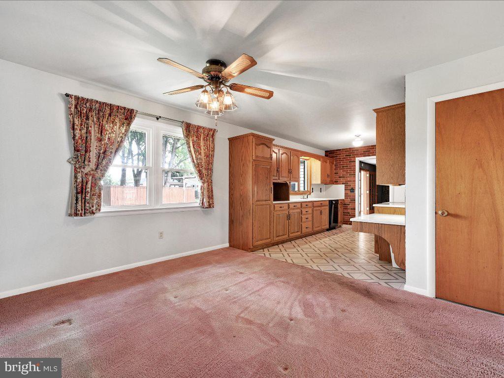531 Bluebird Road Lititz, PA 17543 - Photo 6 of 27