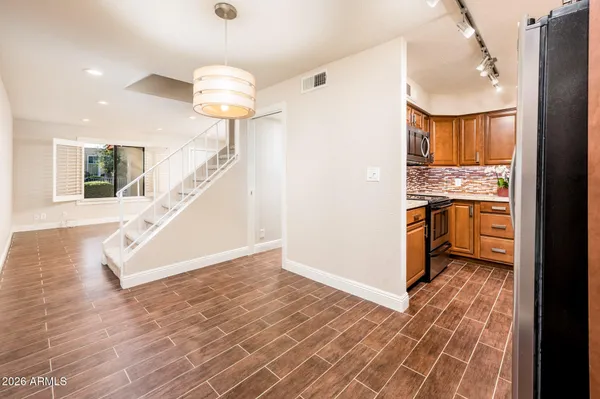 $359,000 | 601 East Palo Verde Drive, Unit 8, Phoenix, AZ 85012