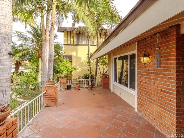 $1,425,000 | 518 West Alpine Avenue, Santa Ana, CA 92707