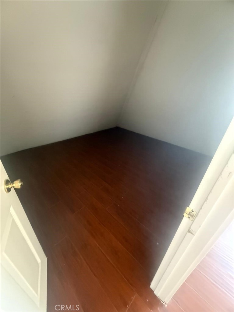 1527 North Broadway, Unit 2 Santa Ana, CA 92701 - Photo 18 of 21 a view of room