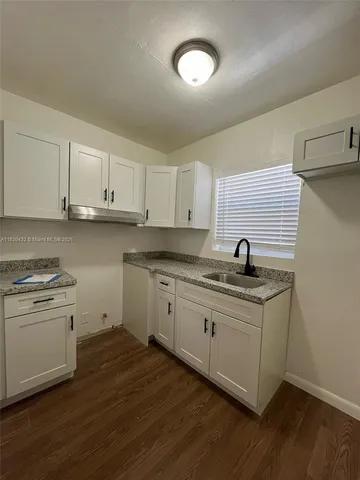 $1,375 | 200 Northwest 13th Street, Unit 7, Miami, FL 33136