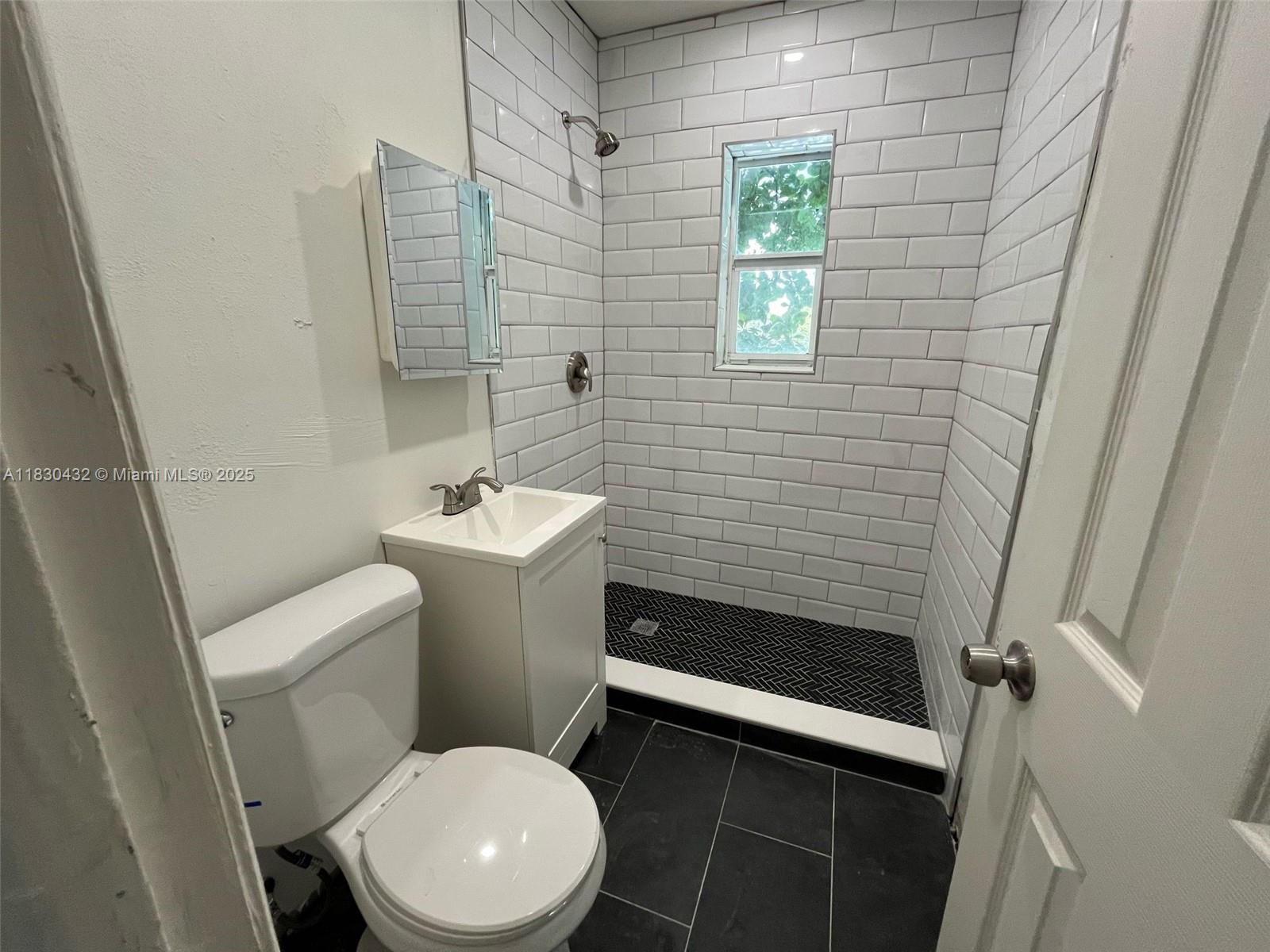 200 Northwest 13th Street, Unit 7 Miami, FL 33136 - Photo 4 of 5